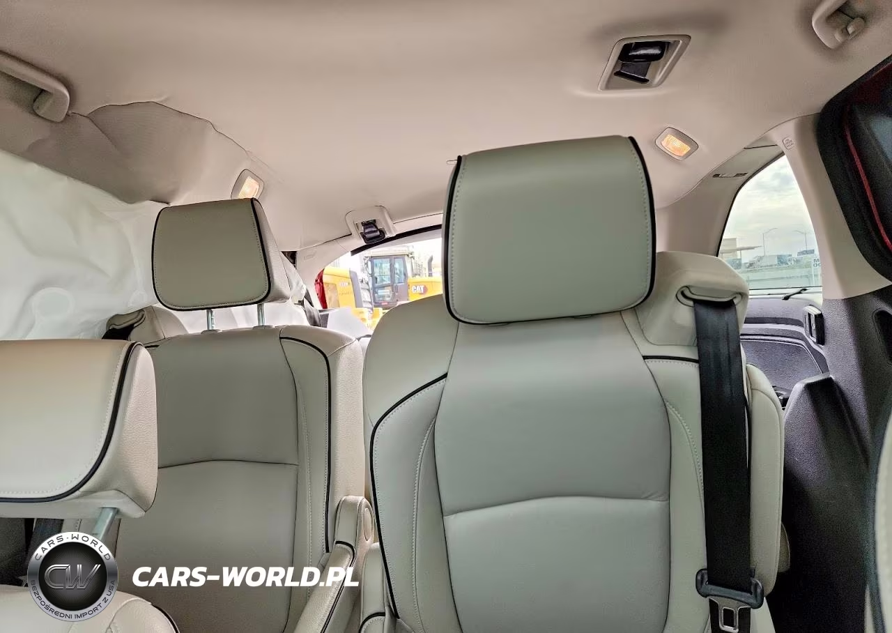 2025 Honda Odyssey Touring VIN:5FNRL6H8XSB049481 - 10