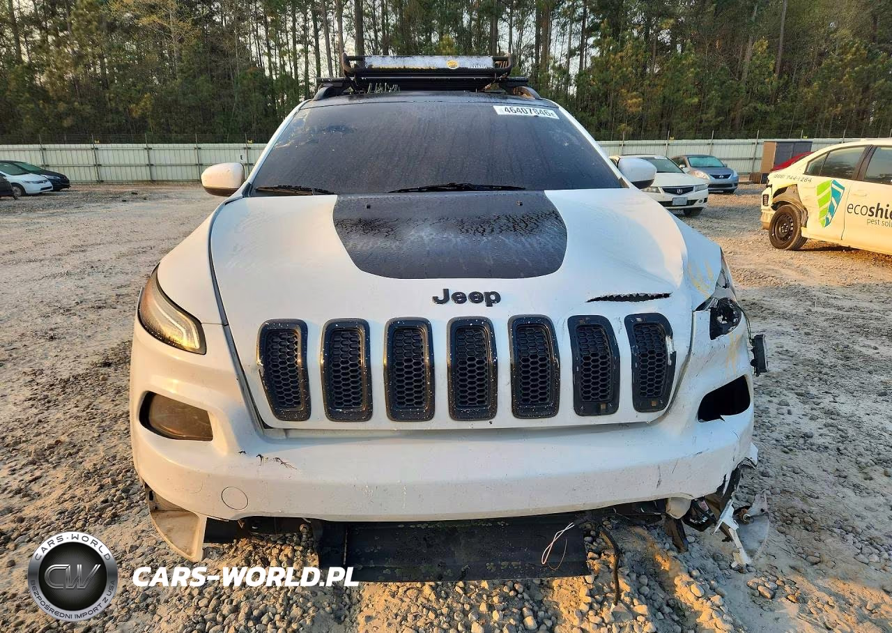 2014 Jeep Cherokee Latitude VIN:1C4PJLCB0EW127071 - 5