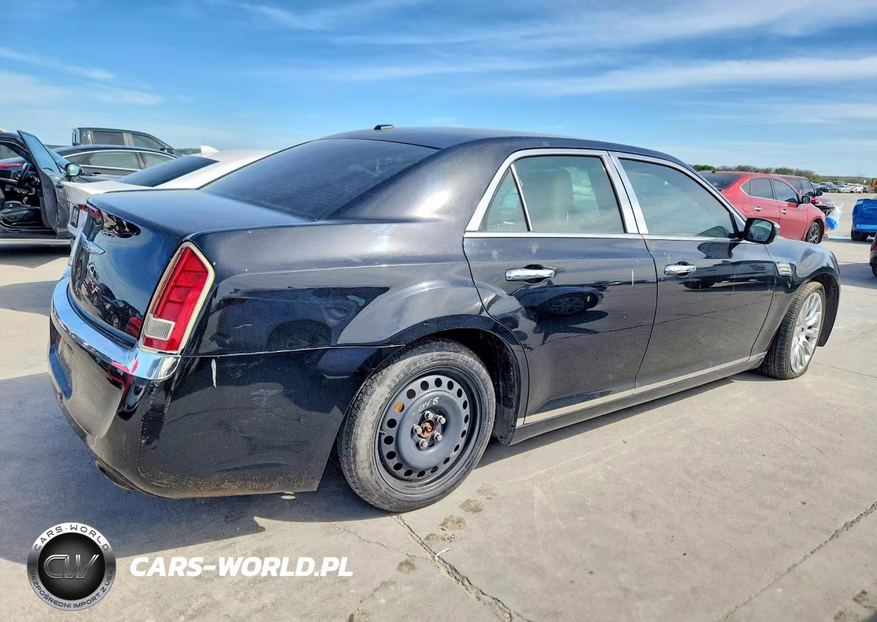 2014 Chrysler 300 VIN:2C3CCAAG6EH343148 - 3