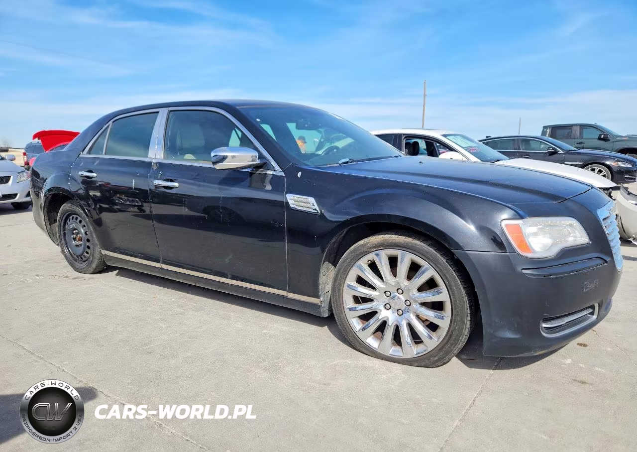 2014 Chrysler 300 VIN:2C3CCAAG6EH343148 - 4