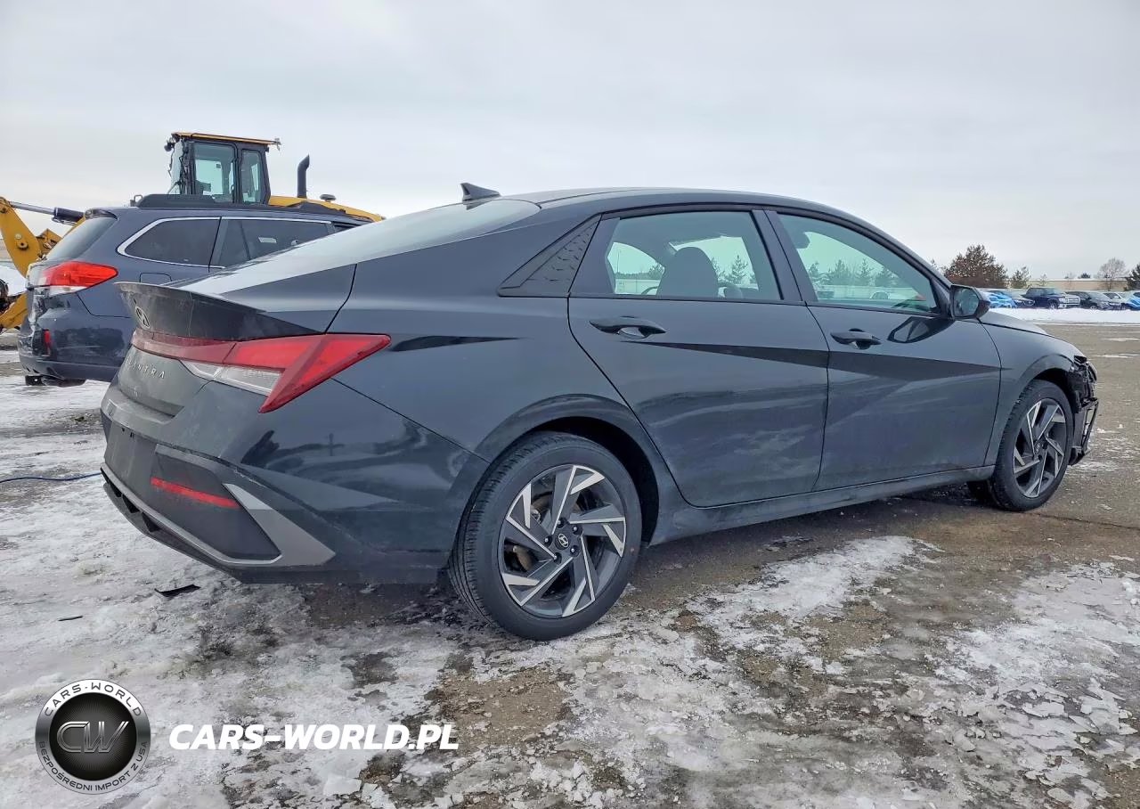 2025 Hyundai Elantra Sel Sport VIN:KMHLM4DG5SU080824 - 3