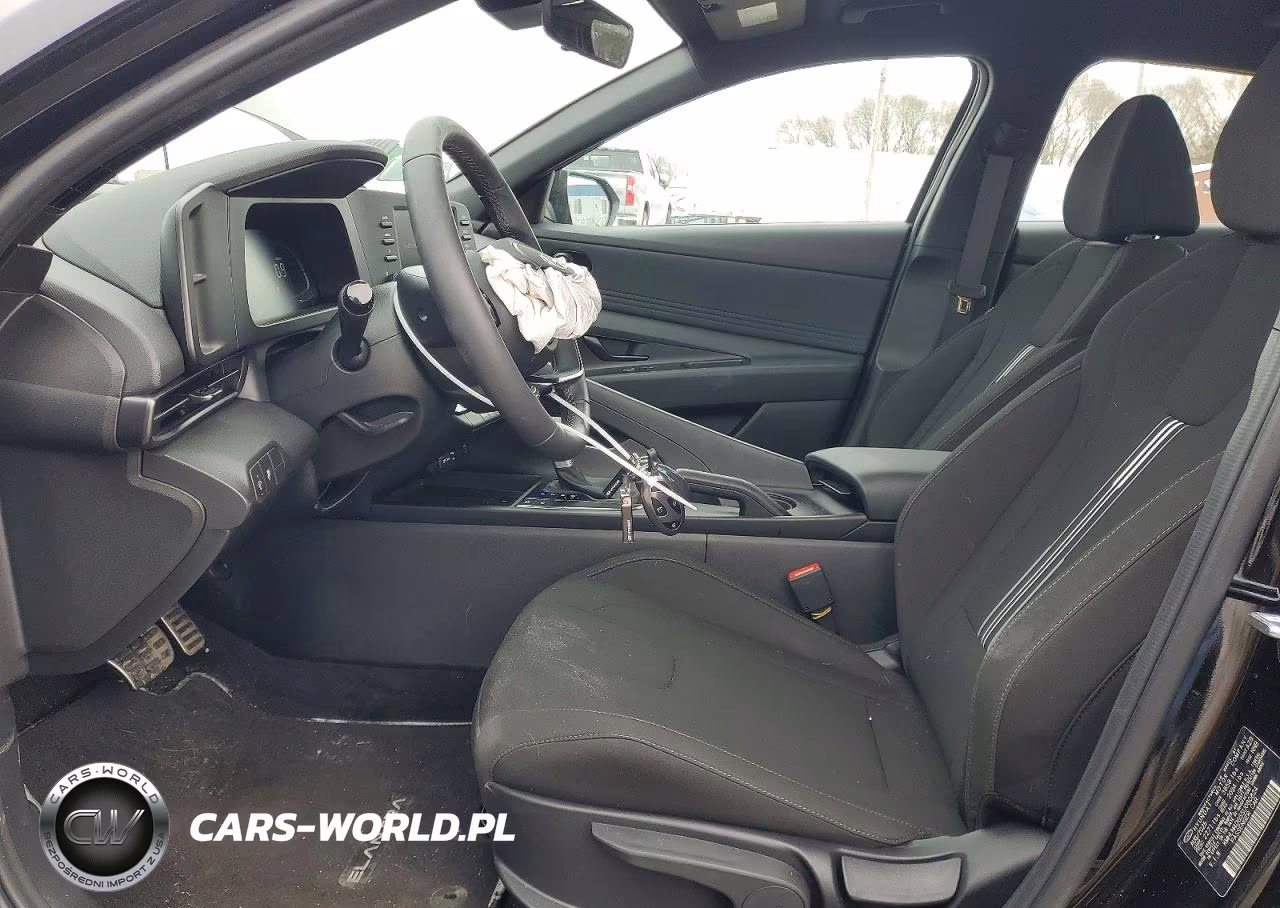 2025 Hyundai Elantra Sel Sport VIN:KMHLM4DG5SU080824 - 7
