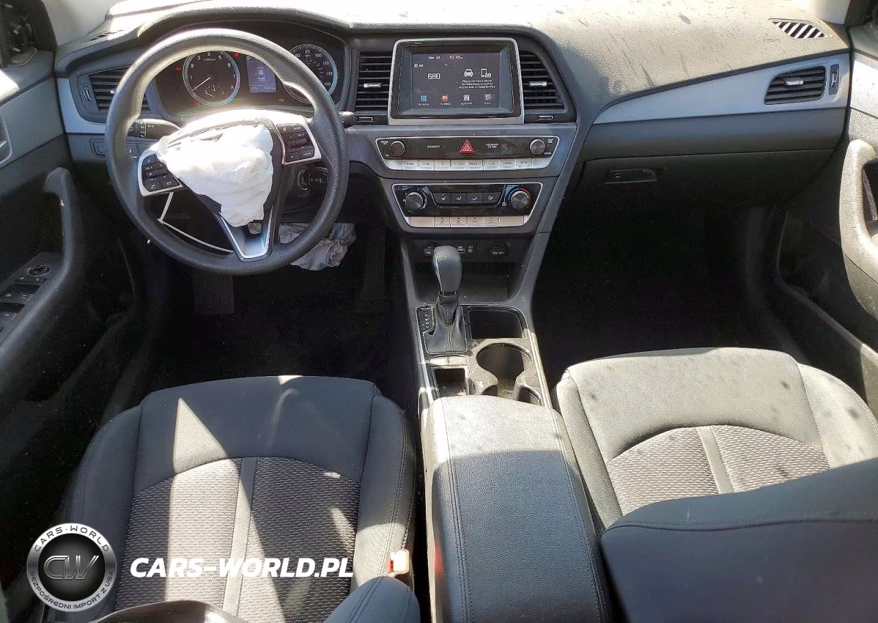 2019 Hyundai Sonata Se VIN:5NPE24AFXKH799804 - 8