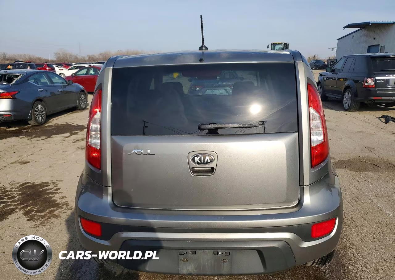 2013 Kia Soul Base VIN:KNDJT2A52D7613090 - 6