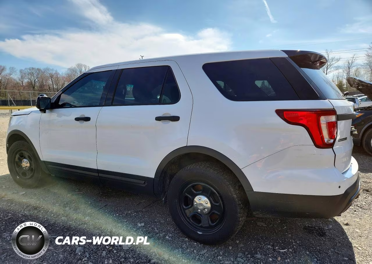 2016 Ford Explorer Police Interceptor VIN:1FM5K8ATXGGB07125 - 2