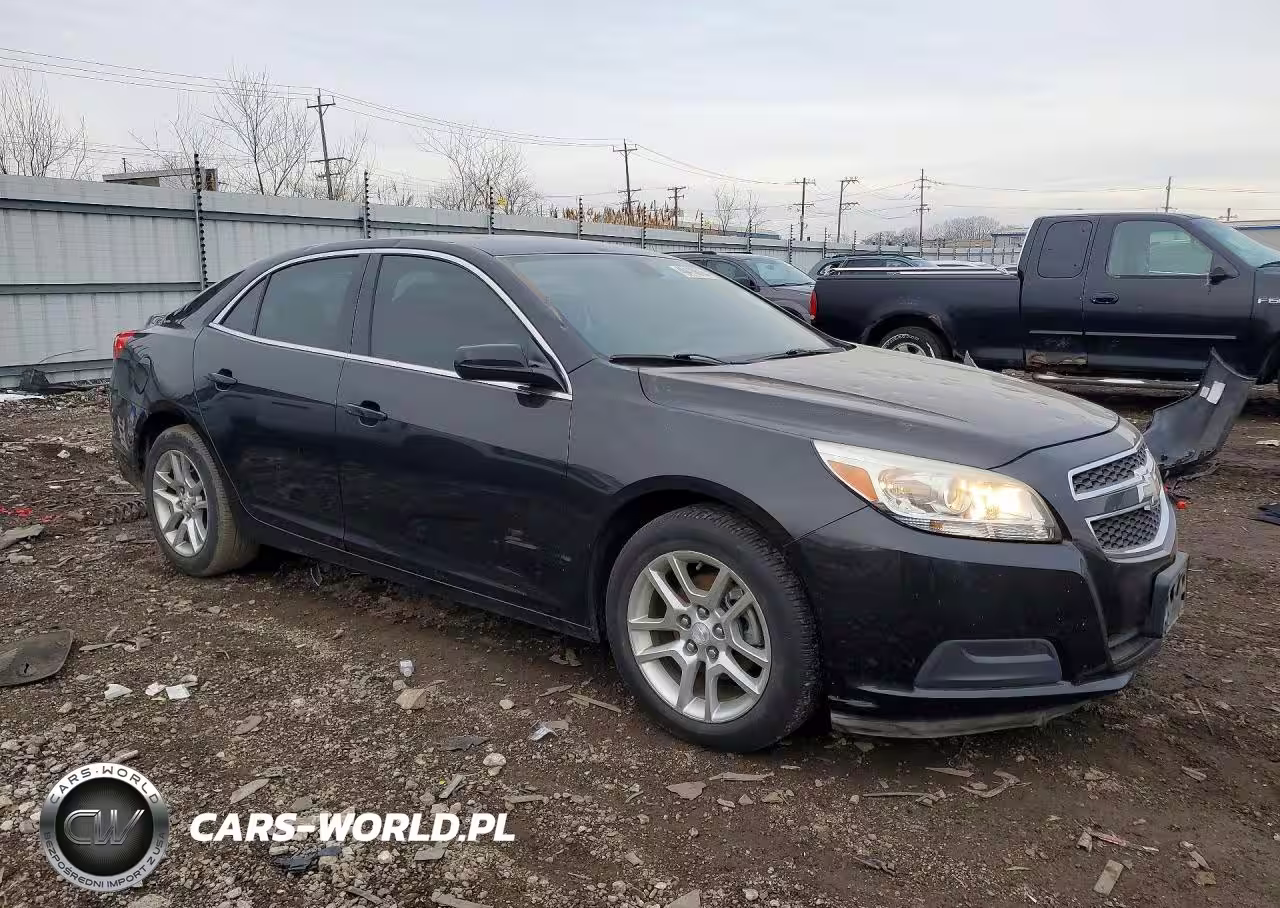 2013 Chevrolet Malibu 1Lt VIN:1G11D5RR4DF102825 - 4