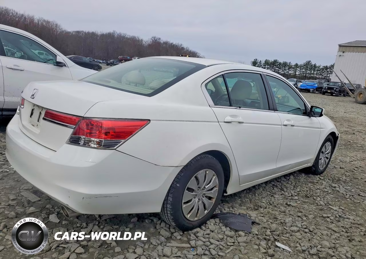 2011 Honda Accord VIN:1HGCP2F39BA011941 - 3