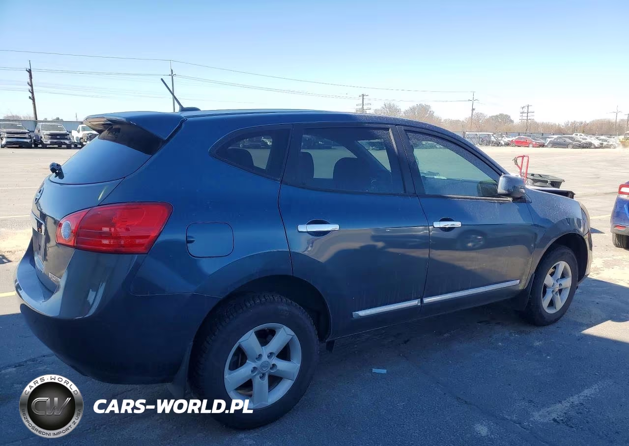 2013 Nissan Rogue S VIN:JN8AS5MT0DW551889 - 3