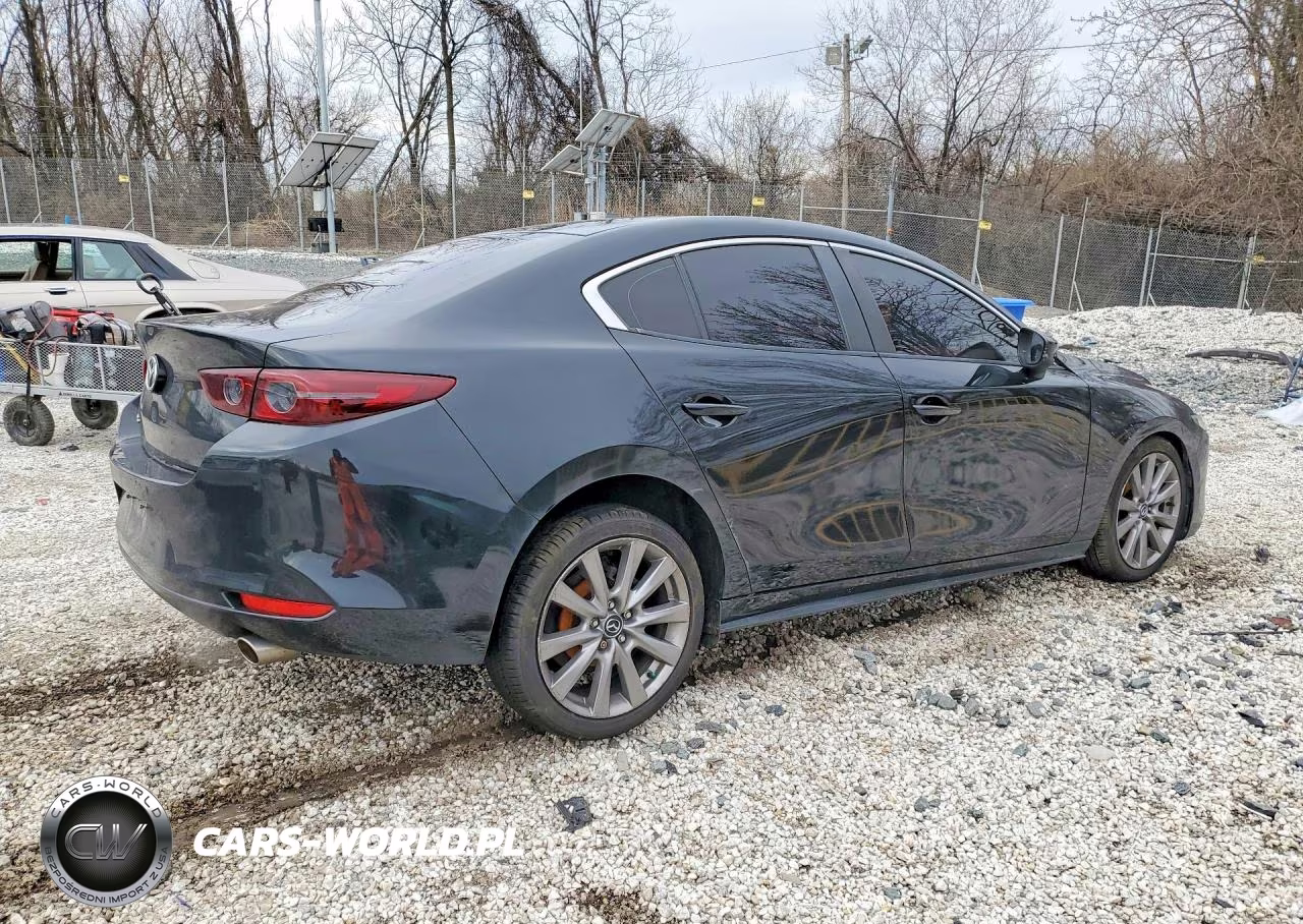 2021 Mazda 3 Select VIN:JM1BPABL7M1322572 - 3