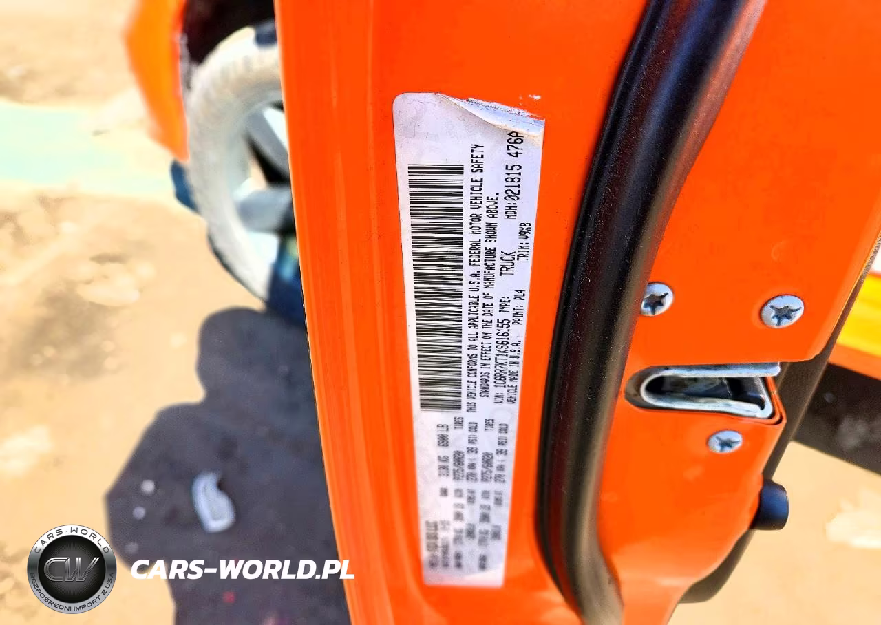 2019 Ram 1500 Classic Tradesman VIN:1C6RR7KT1KS616155 - 12