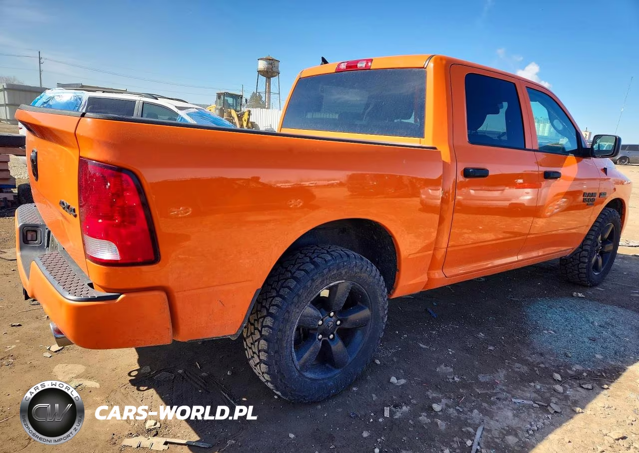 2019 Ram 1500 Classic Tradesman VIN:1C6RR7KT1KS616155 - 3