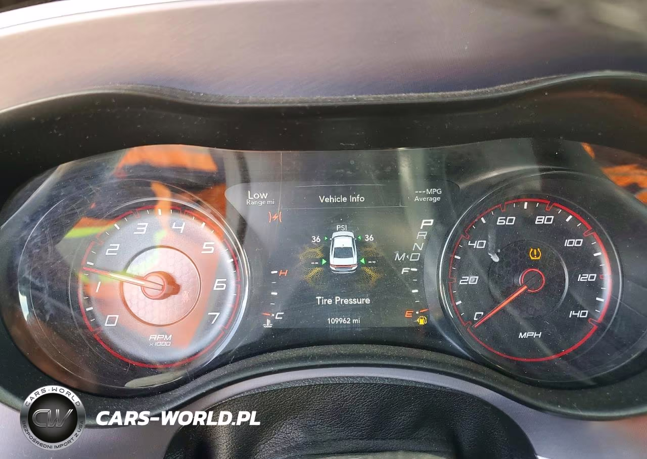 2019 Dodge Charger Sxt VIN:2C3CDXBG0KH564433 - 9