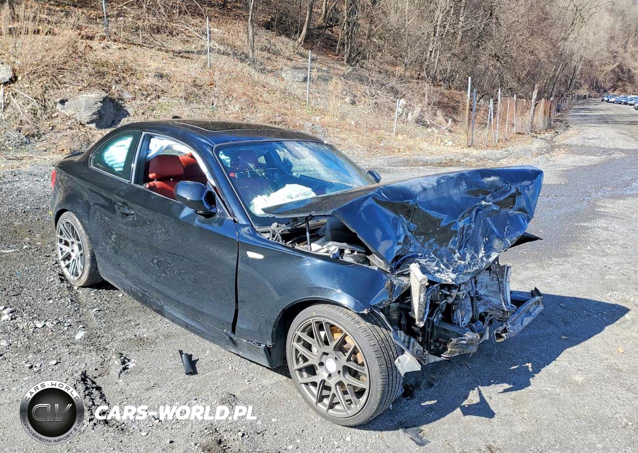 2013 BMW 135 I VIN:WBAUC9C52DVY60217 - 4