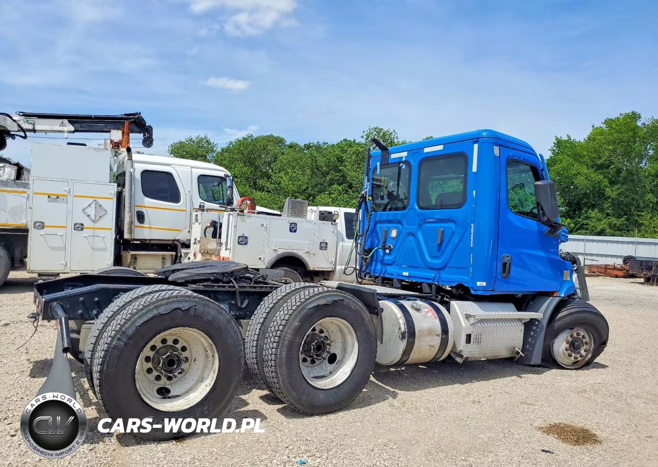 2022 Freightliner Cascadia 116 Semi Truck VIN:3AKJHTDV0NSNM7440 - 4