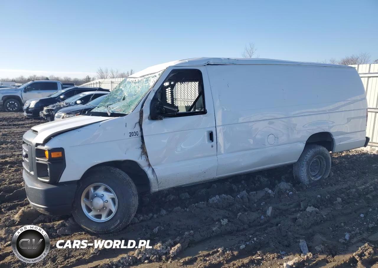 2013 Ford Econoline E350 Super Duty Van