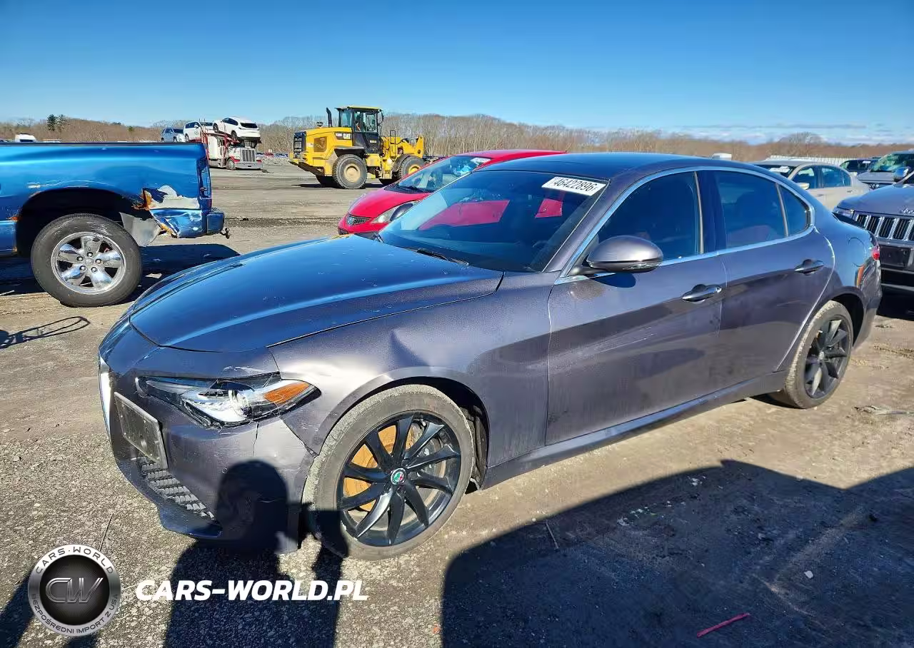 2017 Alfa Romeo Giulia Q4