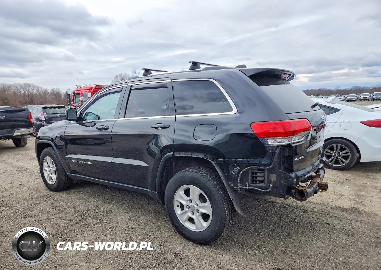2015 Jeep Grand Cherokee Laredo VIN:1C4RJFAG9FC895806 - 2