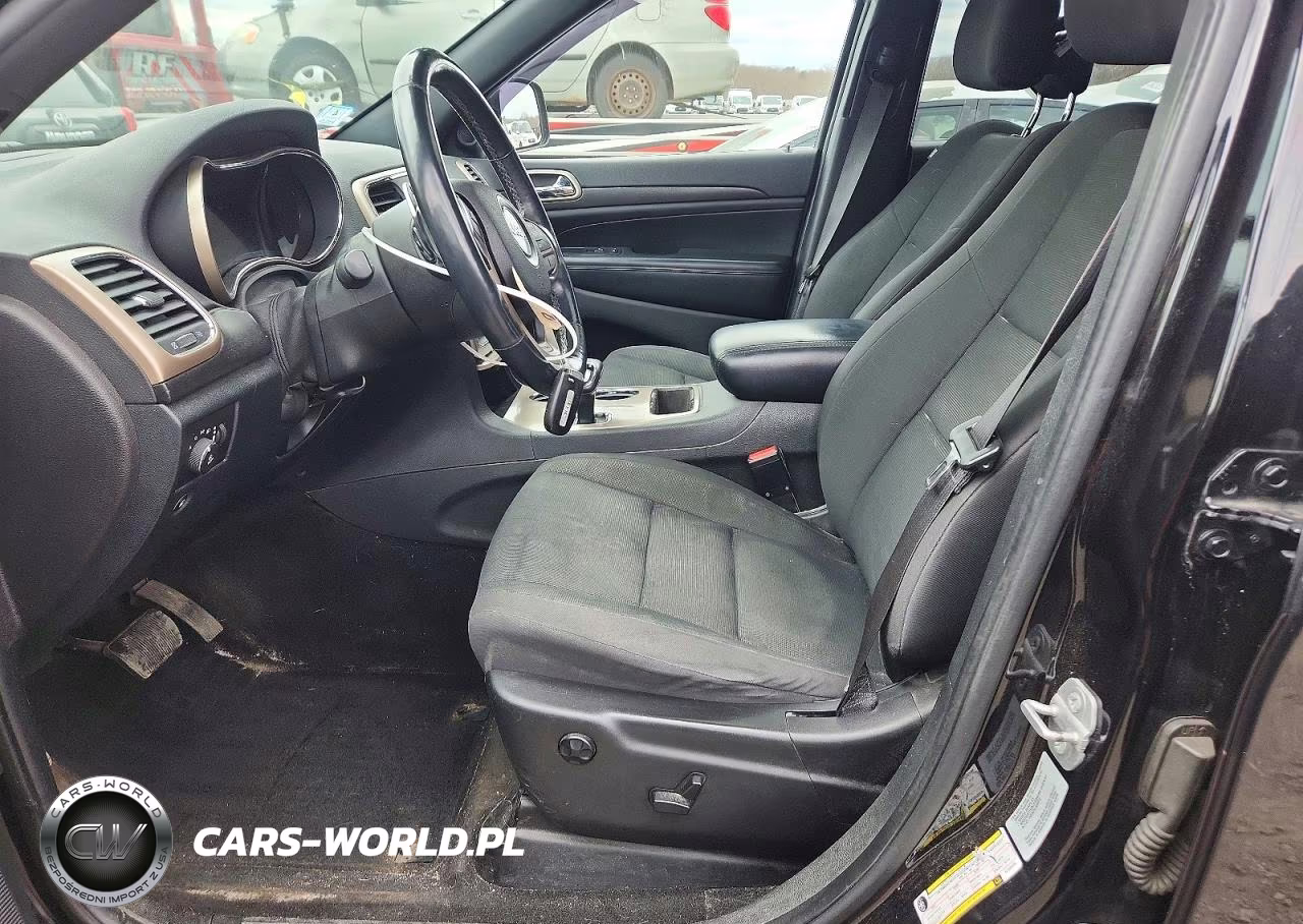 2015 Jeep Grand Cherokee Laredo VIN:1C4RJFAG9FC895806 - 7