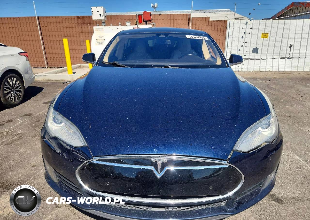 2015 Tesla Model S 60 VIN:5YJSA1S1XFF080564 - 5