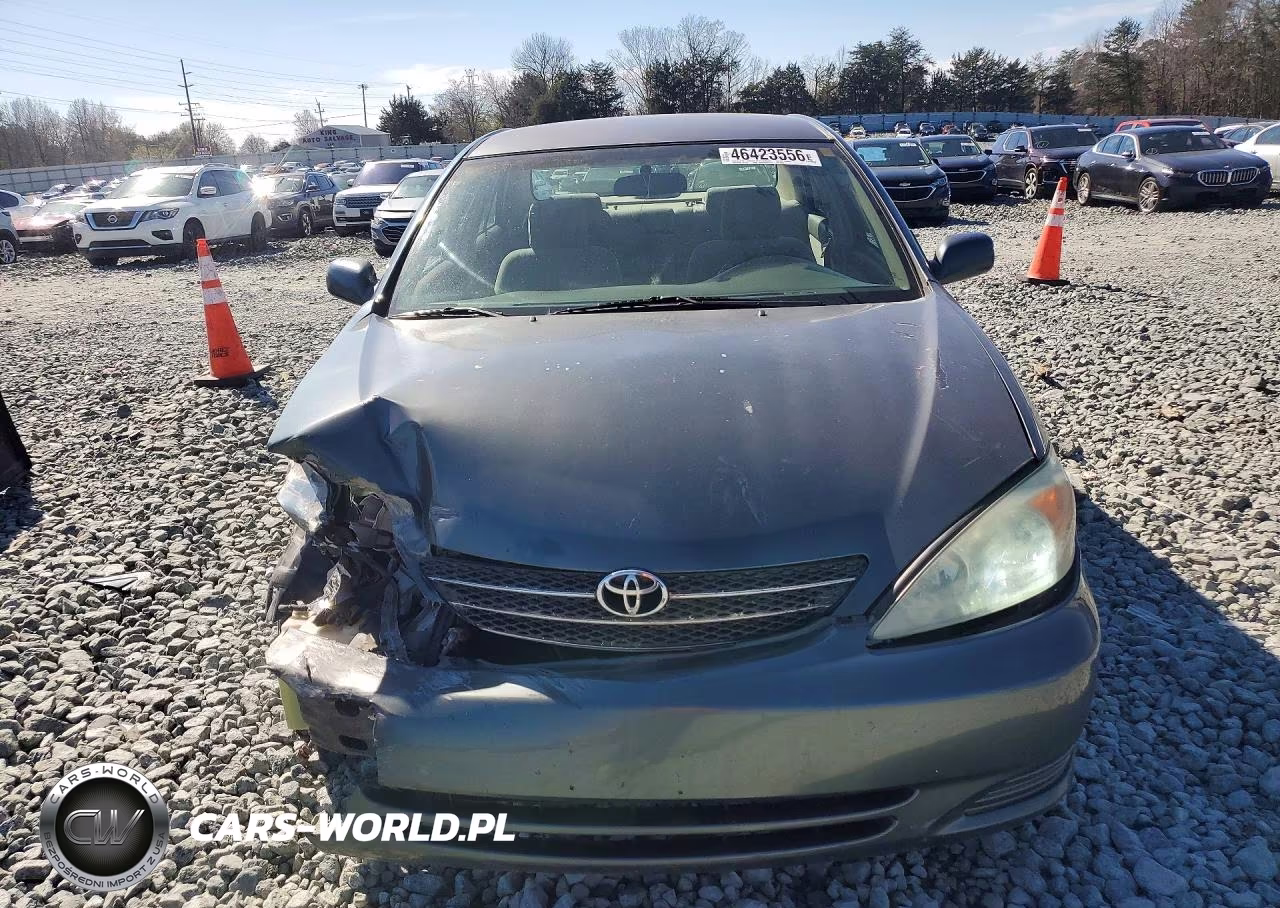 2003 Toyota Camry Le VIN:4T1BE32K63U674947 - 5