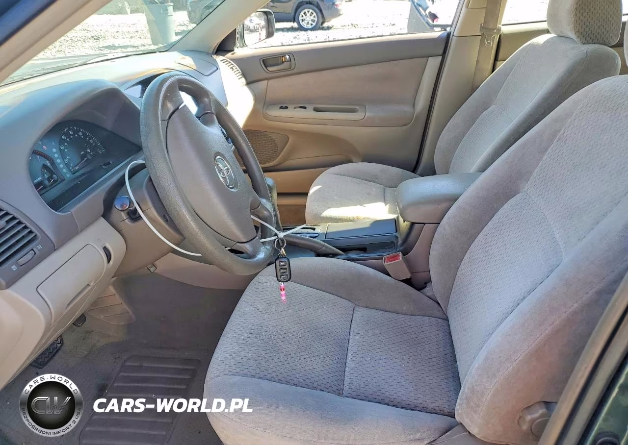 2003 Toyota Camry Le VIN:4T1BE32K63U674947 - 7