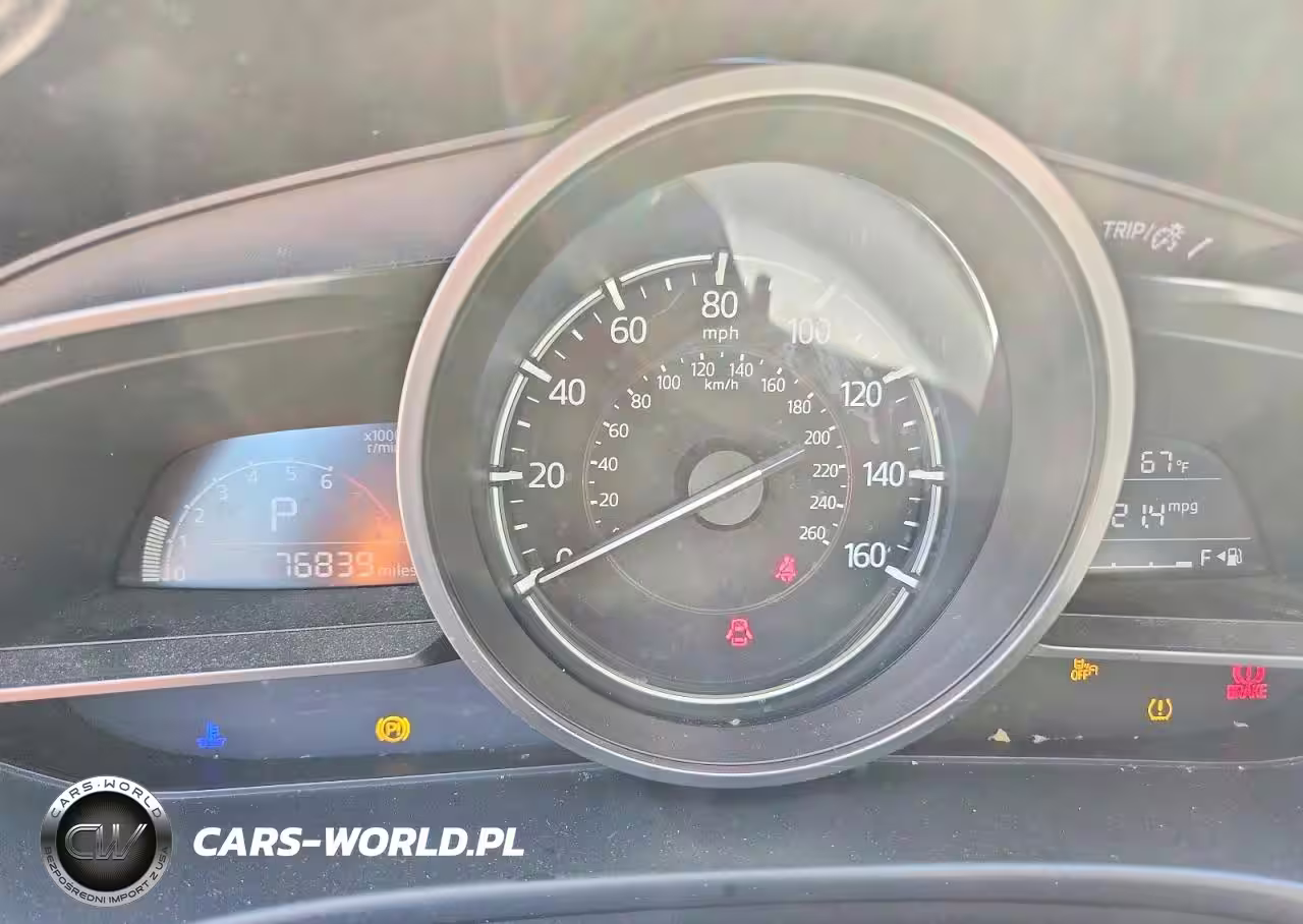 2018 Mazda 3 Touring VIN:3MZBN1V36JM259073 - 9
