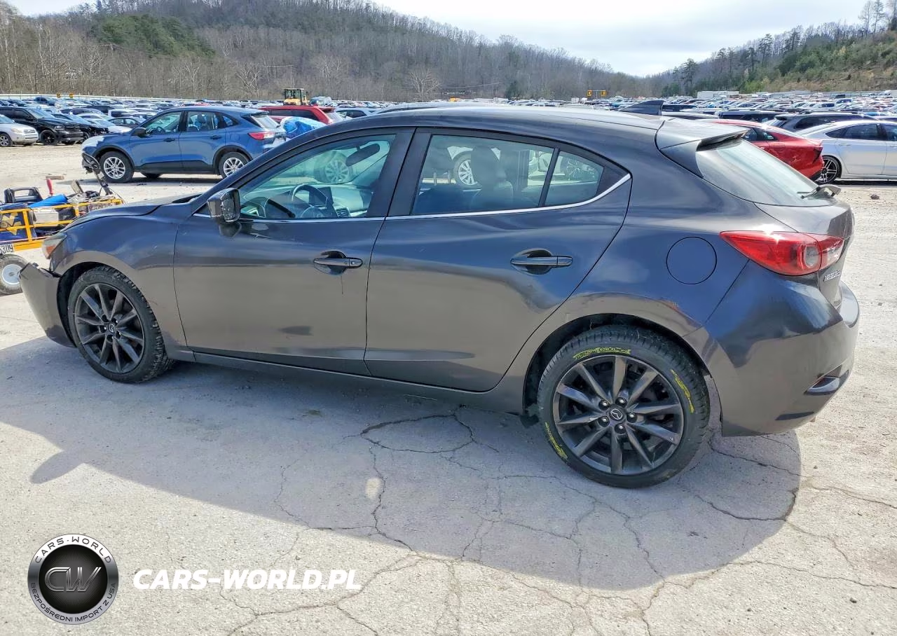 2018 Mazda 3 Touring VIN:3MZBN1L31JM240093 - 2