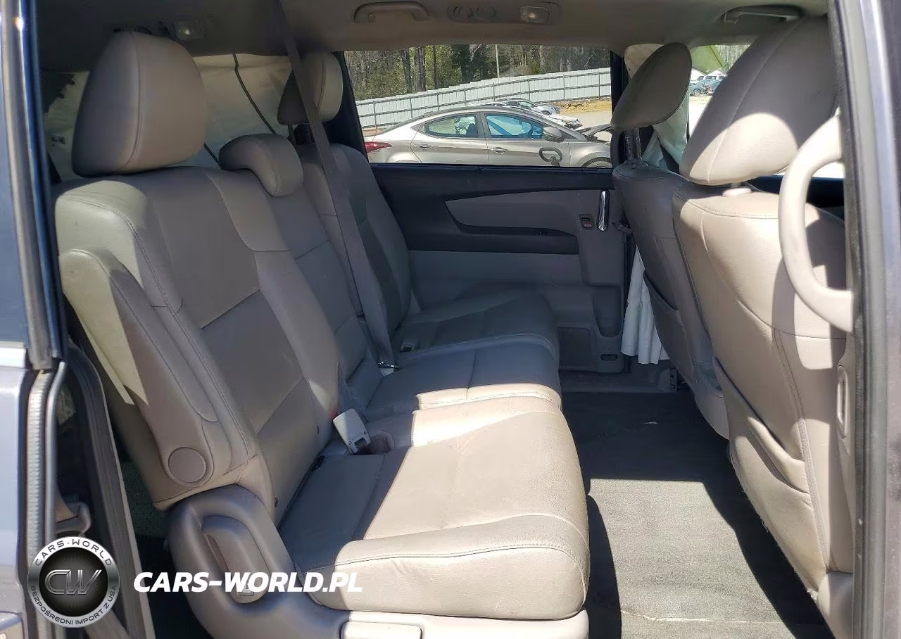2016 Honda Odyssey VIN:5FNRL5H96GB096095 - 11