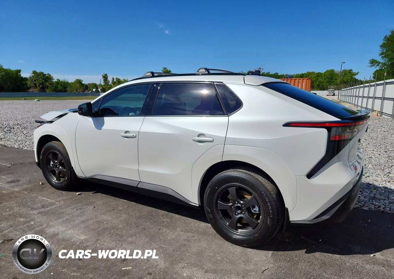 2026 Toyota Bz Xle VIN:JTMBFAEB1TJ015161 - 2