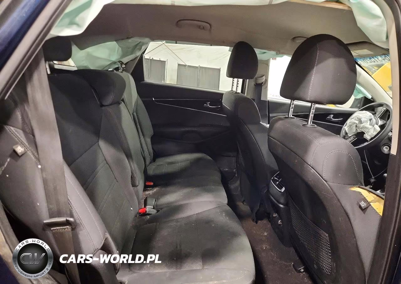 2019 Kia Sorento Lx VIN:5XYPGDA31KG535149 - 11