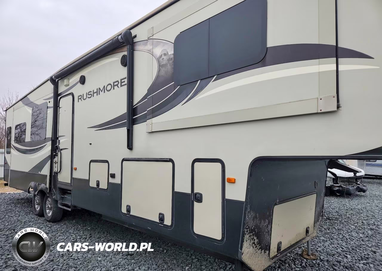 2014 Redwood Rushmore Camper VIN:4V0FC3926ER004120 - 5