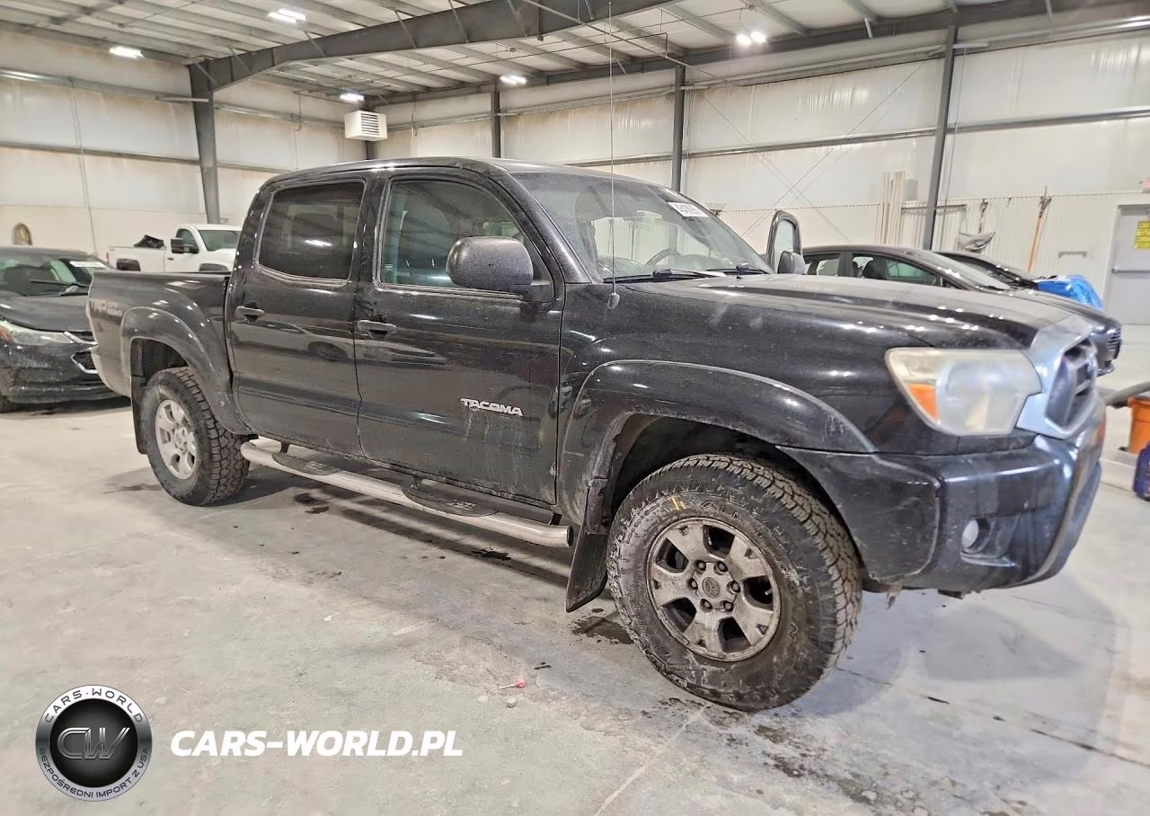 2015 Toyota Tacoma V6 VIN:3TMLU4EN7FM194254 - 4