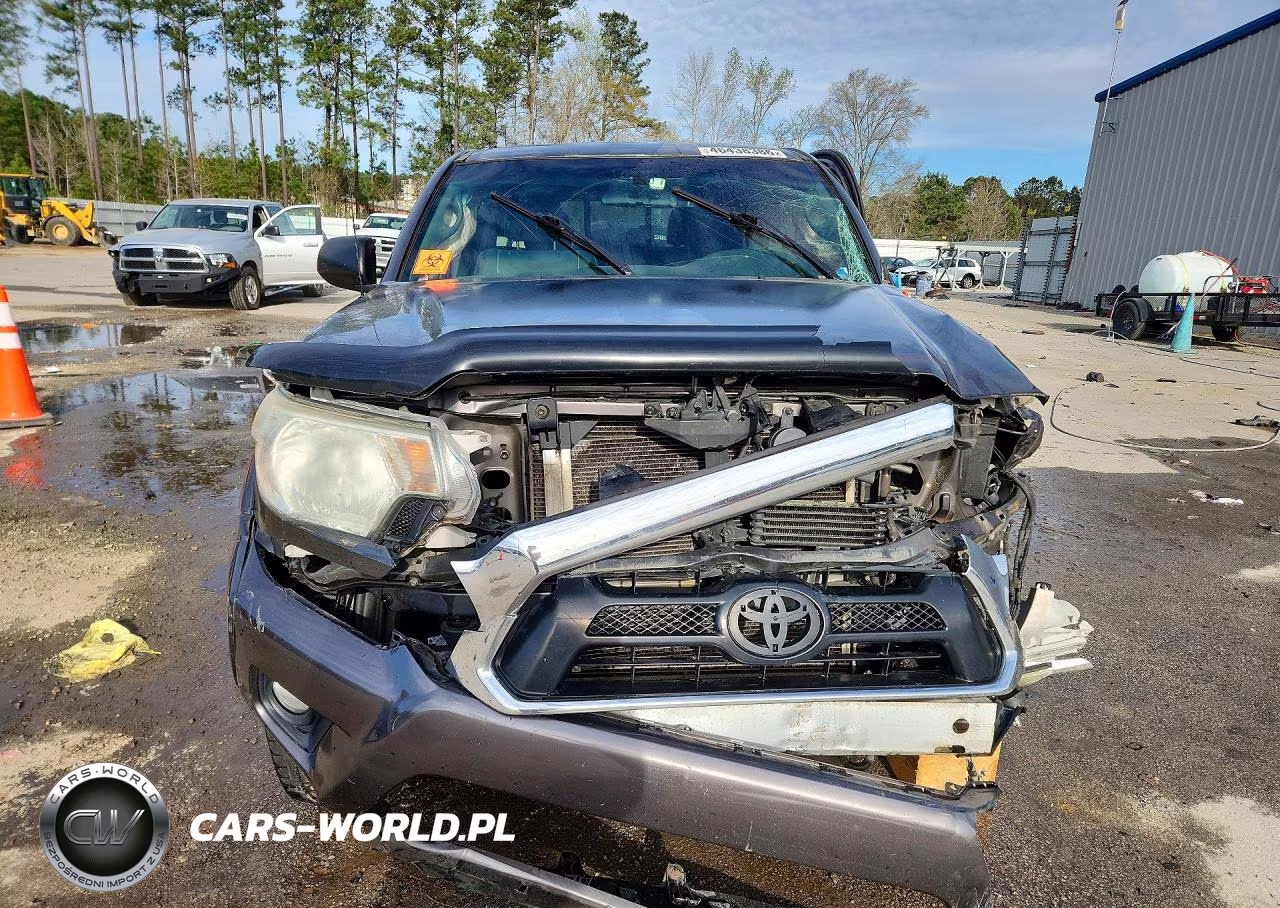 2015 Toyota Tacoma Prerunner V6 VIN:5TFJU4GN1FX090647 - 5