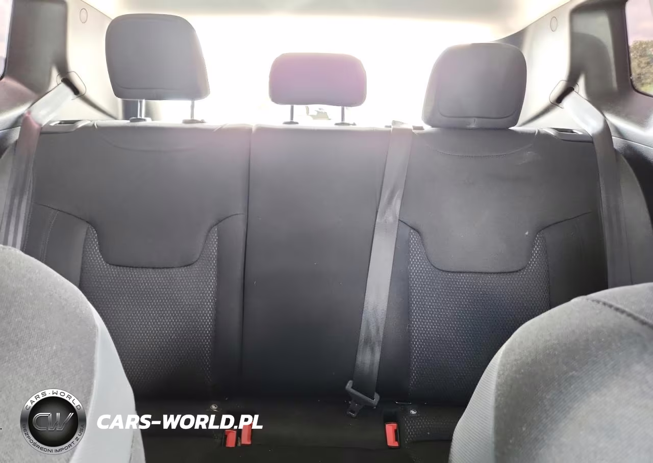 2020 Jeep Renegade Latitude VIN:ZACNJABB5LPL92900 - 10