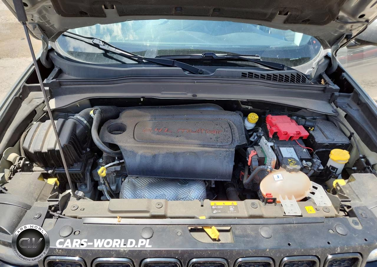2020 Jeep Renegade Latitude VIN:ZACNJABB5LPL92900 - 12