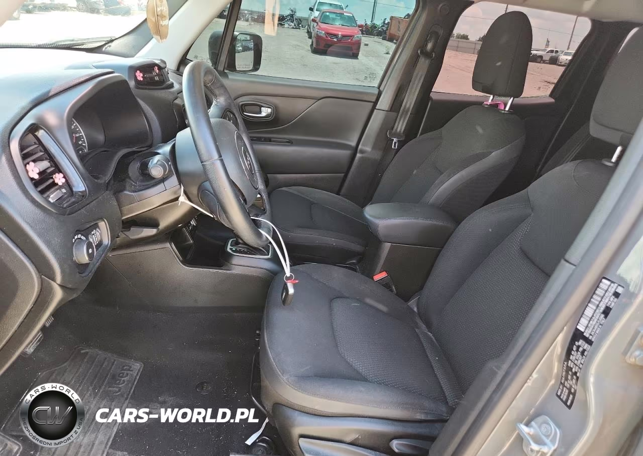 2020 Jeep Renegade Latitude VIN:ZACNJABB5LPL92900 - 7
