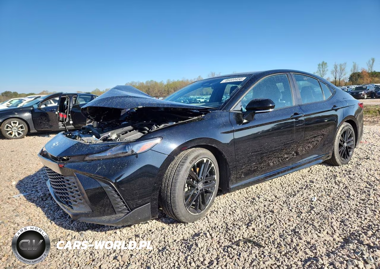 2025 Toyota Camry Se – zdjęcie 1 z 13
