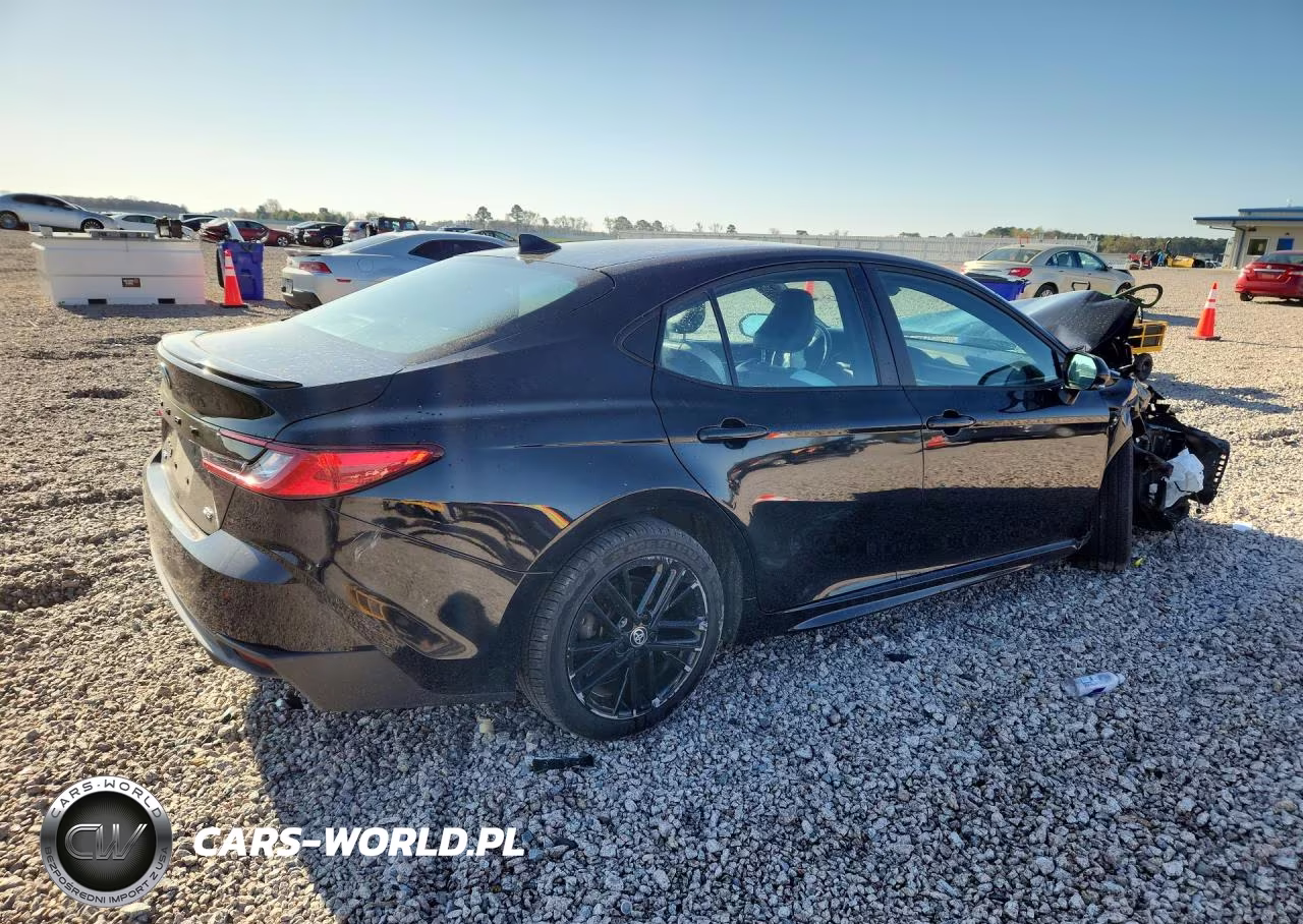2025 Toyota Camry Se VIN:4T1DAACKXSU027120 - 3