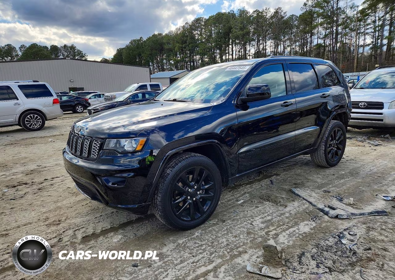 2019 Jeep Grand Cherokee Laredo
