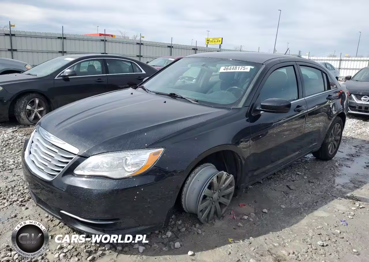 2013 Chrysler 200 Touring