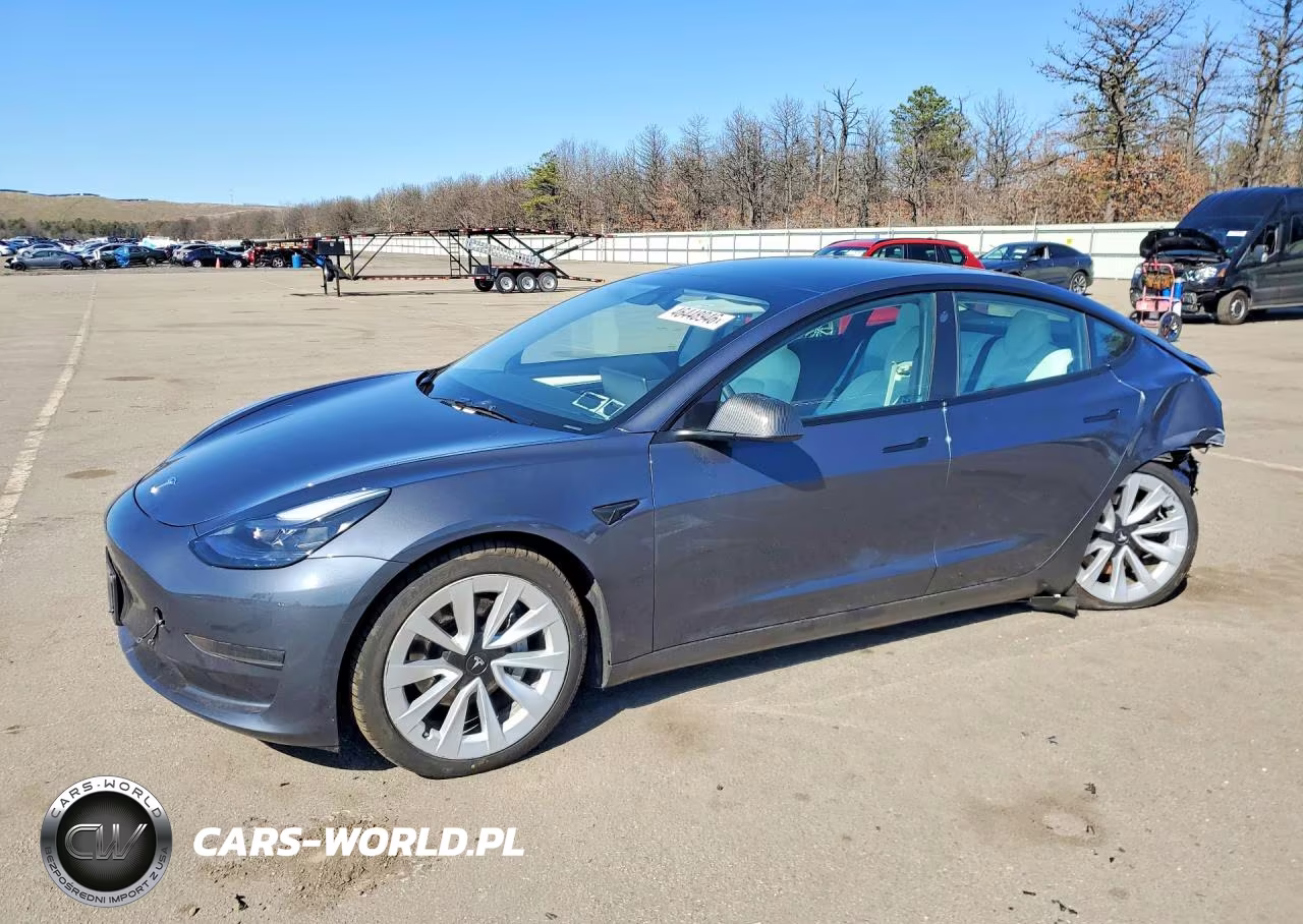 2023 Tesla Model 3 – zdjęcie 1 z 12