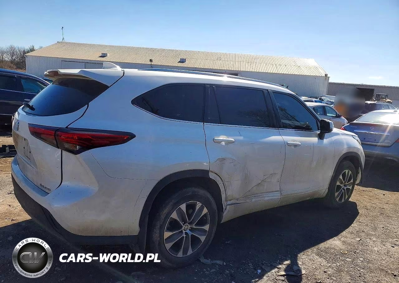 2021 Toyota Highlander Xle VIN:5TDHZRBH6MS533649 - 3