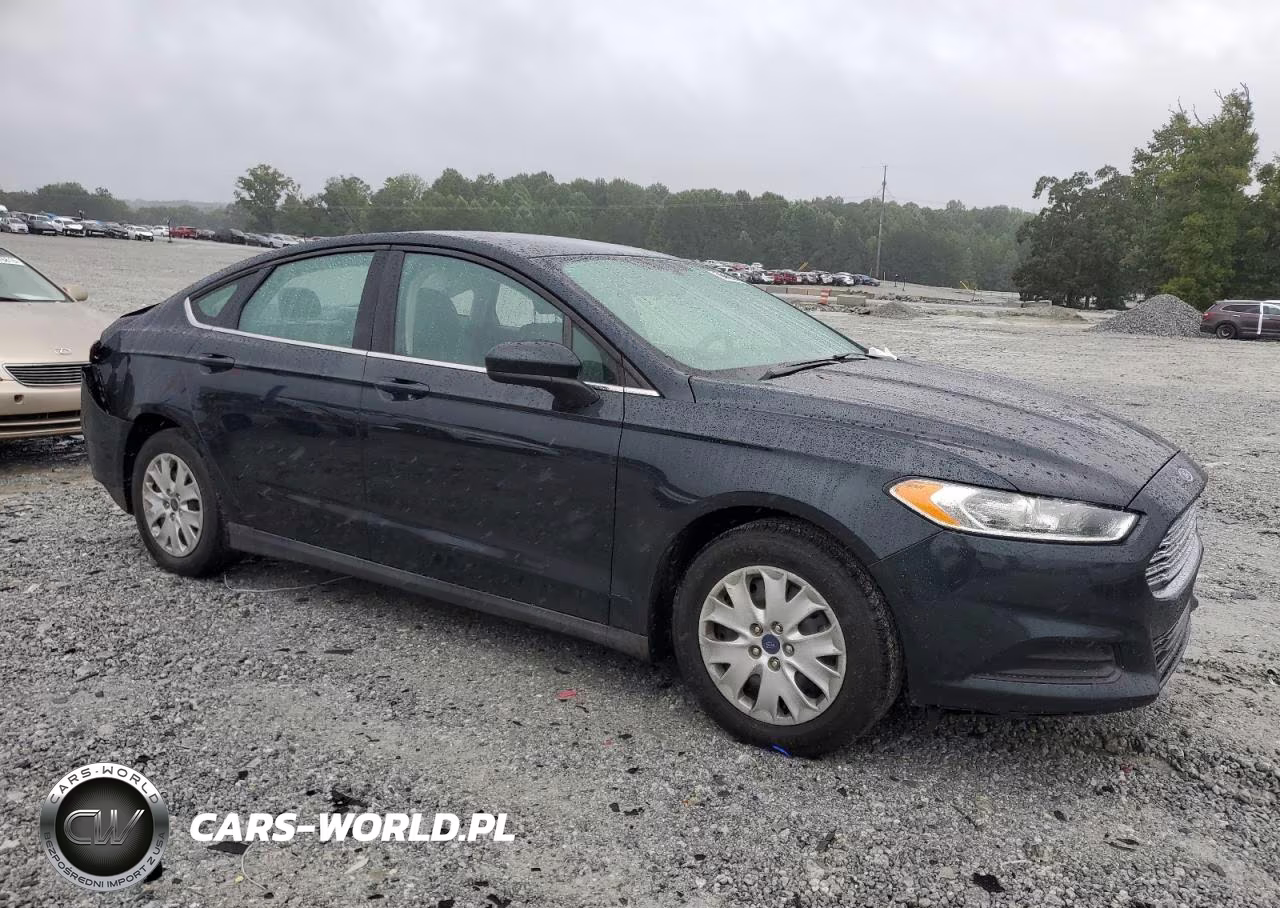 2014 Ford Fusion S VIN:3FA6P0G76ER173401 - 4