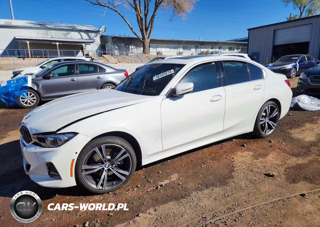 2024 BMW Motorrad 330Xi