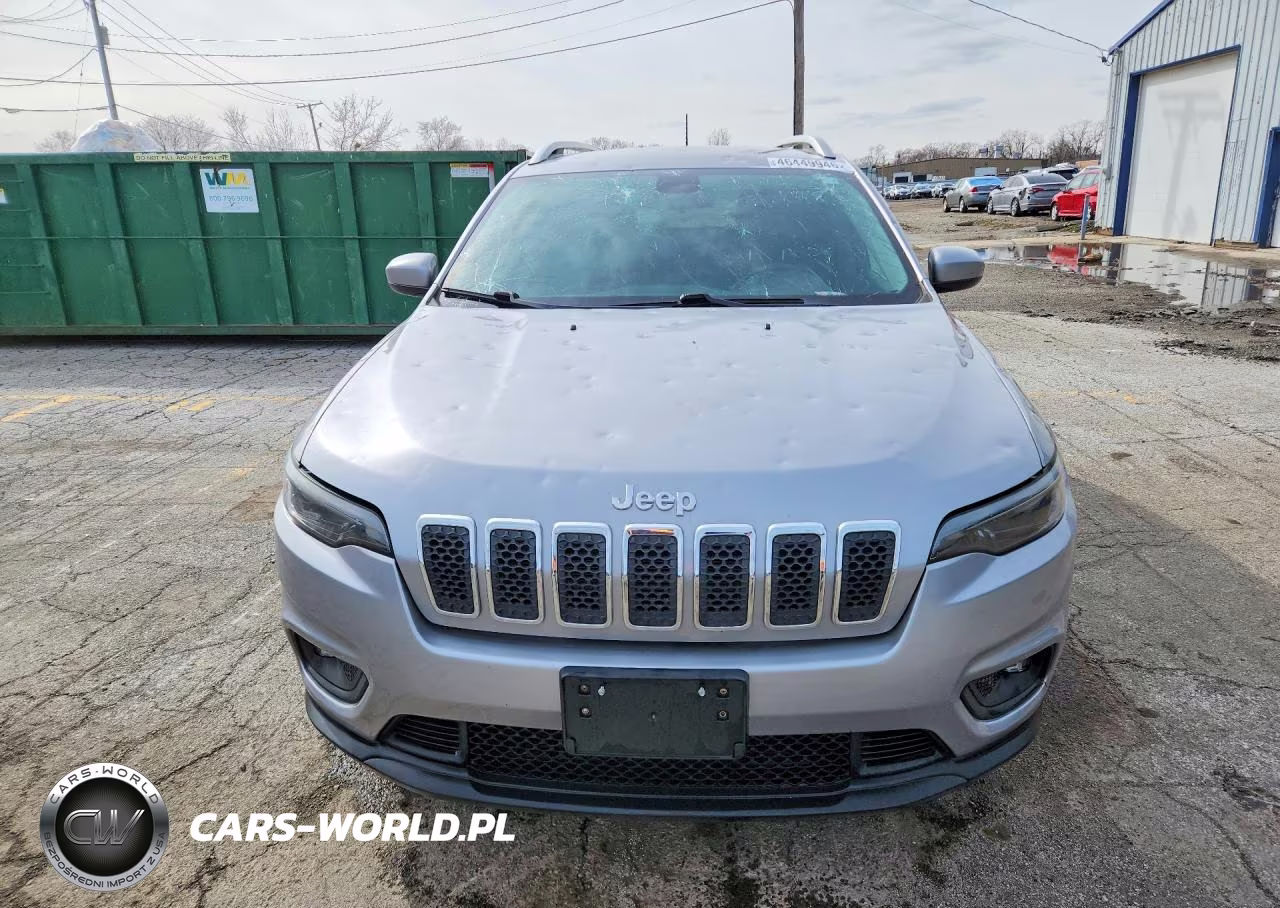 2019 Jeep Cherokee Latitude Plus VIN:1C4PJLLB8KD221738 - 5