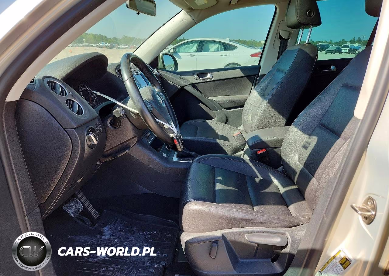 2014 Volkswagen Tiguan S VIN:WVGBV3AX2EW508476 - 7