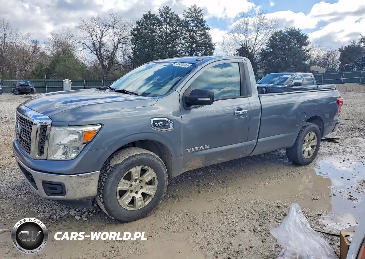 2017 Nissan Titan Sv