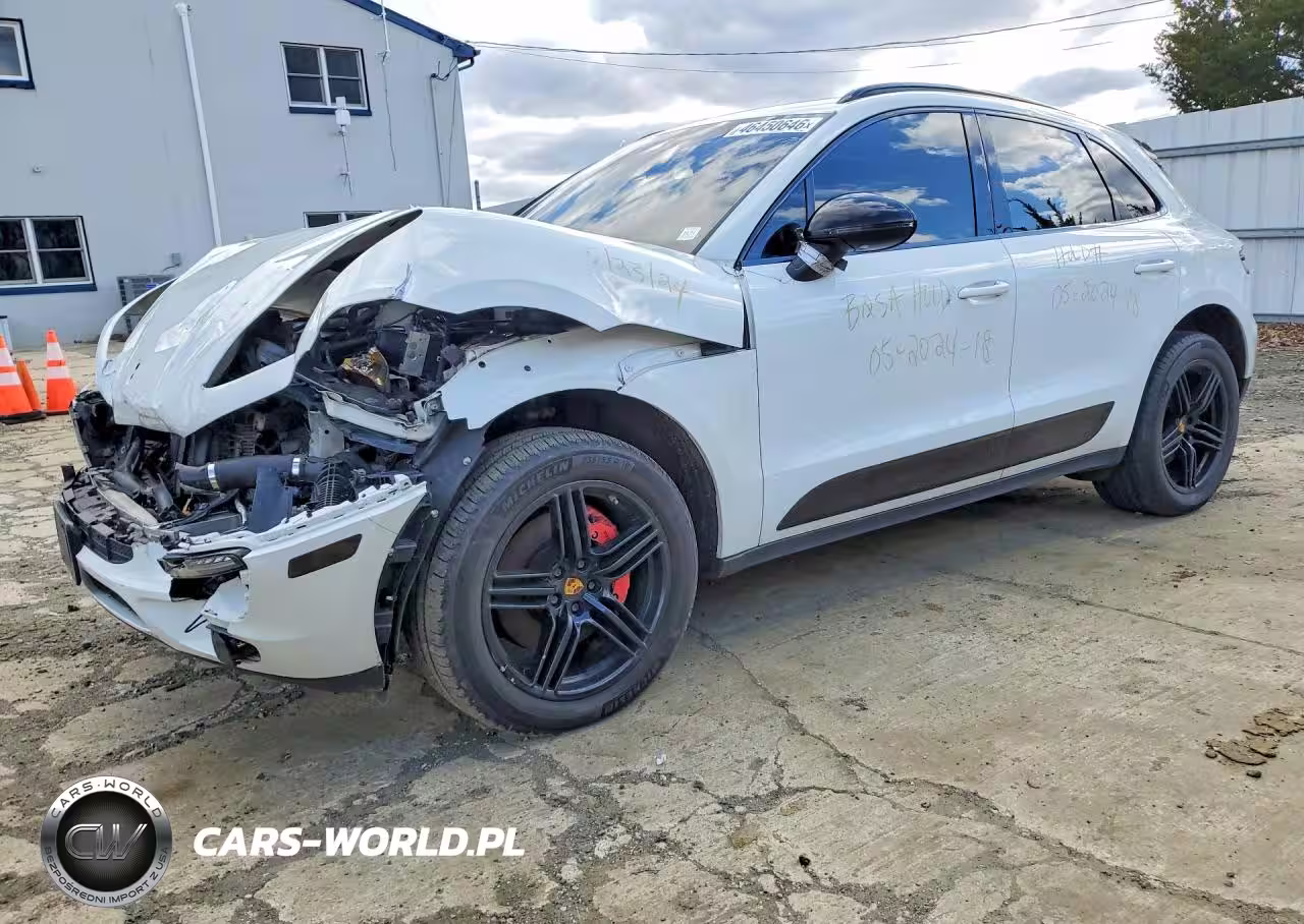 2018 Porsche Macan S