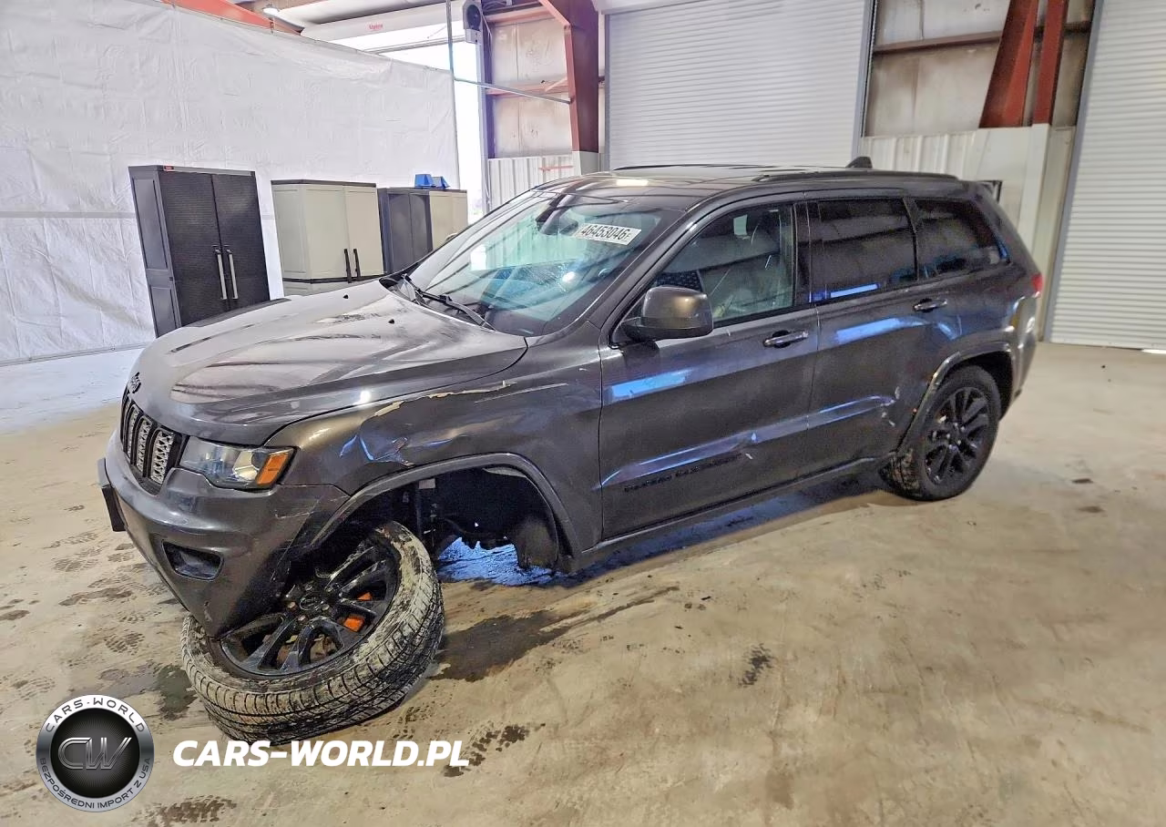 2020 Jeep Grand Cherokee Laredo