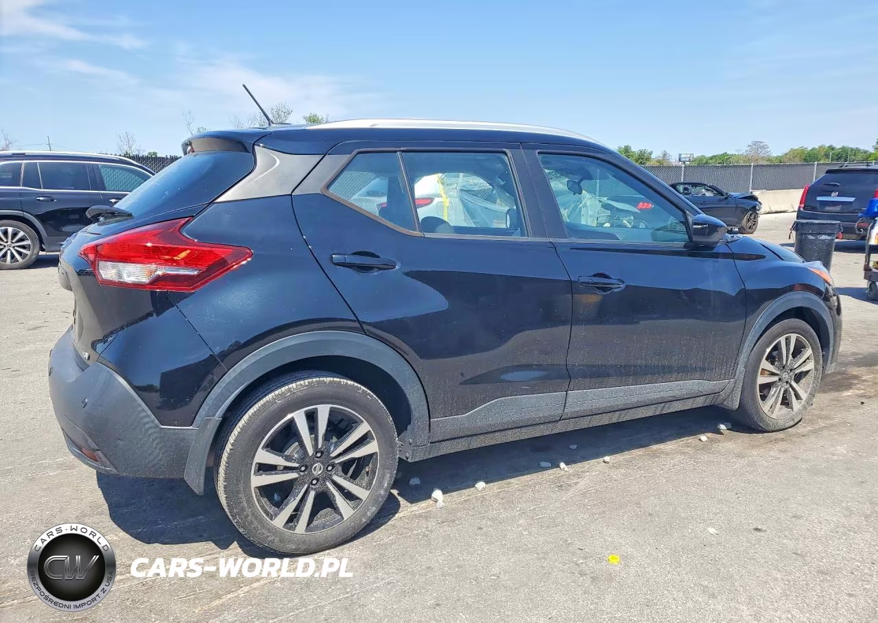 2020 Nissan Kicks Sv VIN:3N1CP5CV6LL549595 - 3